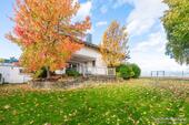 Foto - Ruhig Wohnen in echter Randlage! Großzügiges Haus mit sonnigem Garten, blickgeschützter Terrasse.