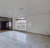 Charmante 5-Zimmer-Wohnung im historischen Fachwerkhaus mit Terrasse und großem Garten - Lienen