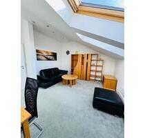 Schöne 3-Zimmer-DG-Wohnung zur Miete in Eschborn