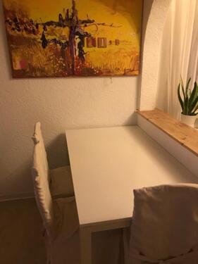 Foto - Komplett möbliertes gemütliches Zimmer (14 qm), zentral gelegen,