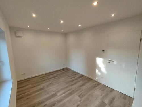 Foto - Neubau! Moderne 4-Zimmer-Wohnung, 100 m² in HN-Böckingen provfrei