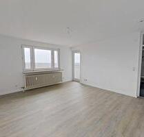 Modernisierte 3-Zimmer-Wohnung mit Loggia und grandiosem Ausblick - Nürnberg Langwasser Modernisierte 3-Zimmer-Wohnung mit Loggia und grandiosem Ausblick - Nürnberg Langwasser