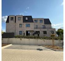 Hochwertig wohnen im Erdgeschoss – inkl. Einbauküche und Tiefgarage - Lotte