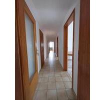 Dachgeschosswohnung - 700,00&nbsp;EUR Kaltmiete, ca.&nbsp; 90,00&nbsp;m&sup2; in Weibersbrunn (PLZ: 63879)