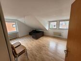 Foto - 3 Zimmer Dachgeschoss Wohnung - 500,00&nbsp;EUR Kaltmiete, ca.&nbsp; 70,00&nbsp;m&sup2;
