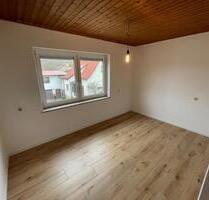 Helle 1,5 Zimmer Whg. mit EBK in Stettfeld