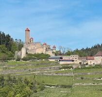 Stillvolles 4-Zimmer-Penthouse mit 2 Terrassen, EBK & Stellplatz - Haßmersheim