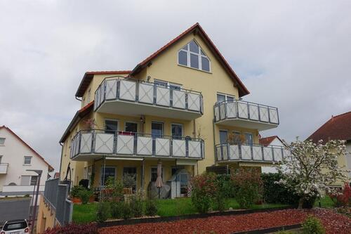 Foto - Schicke und gut geschnittene 2,5 Zimmerwohnung mit sonnigem Balkon