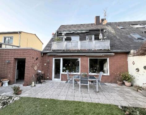 Foto - 6 Zimmer Mehrfamilienhaus, Wohnhaus in Köln
