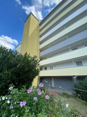 Foto - KrayIsinger Feld: Gut geschnittene 2-Zi.-Wohnung mit Sonnenbalkon