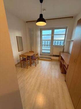 Foto - Helle möblierte Studentenwohnung in Regensburg in FH-Uninähe