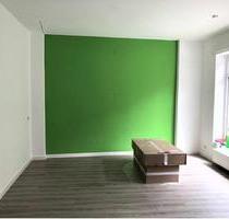 Laden, Büro oder kleine Praxis mit PKW-Stellplatz, ehemaliges Kosmetik- und Nagelstudio, zu vermieten! - Zwickau