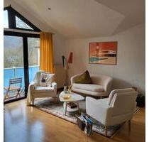 Helle Dachgeschoss Wohnung im Taunus, Stadtteil von Hofheim - Hofheim am Taunus