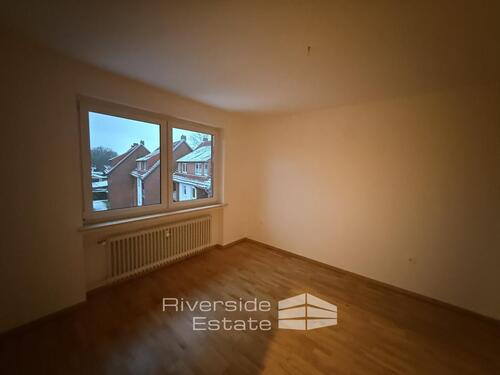 Foto - Helle 3-Zimmer-Wohnung im 2. OG mit eigener Garage - komfortables Wohnen garantiert