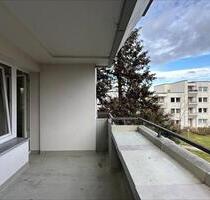 Helle 2-Zimmer-Wohnung mit Balkon in Gauting