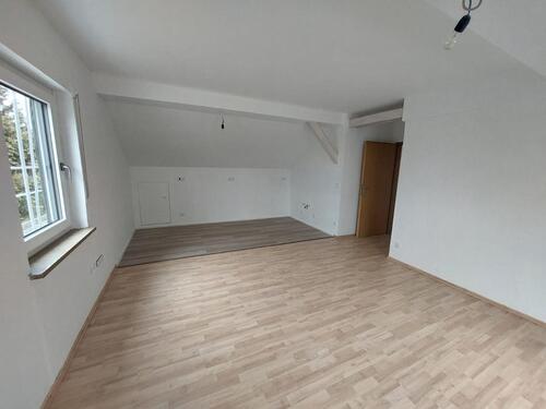 Foto - 2,5-Zimmer Dachgeschosswohnung in Gde. Pastetten