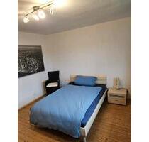 Einzelzimmer in WG - 450,00&nbsp;EUR Kaltmiete, ca.&nbsp; 110,00&nbsp;m&sup2; in Fulda (PLZ: 36037)