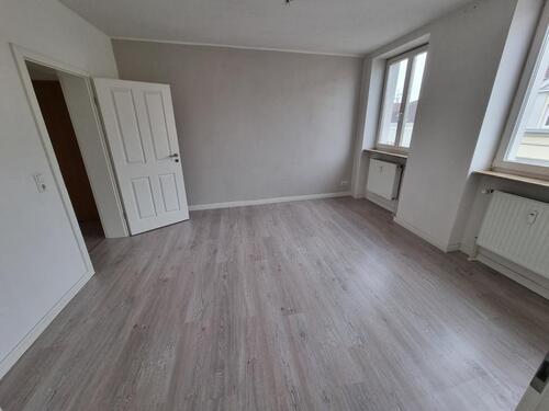 Foto - 2-Raum Wohnung Nähe Bahnhof mit EBK u. Wanne!