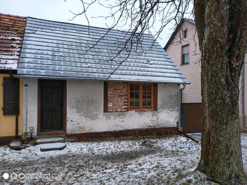 Foto - kleines Haus - 89.000,00&nbsp;EUR Kaufpreis, ca.&nbsp; 70,00&nbsp;m&sup2;