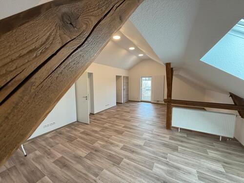 Foto - Moderne 3 Zimmer Wohnung Dachgeschoss