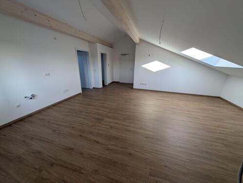 Foto - 2 Zimmer Dachgeschoßwohnung zur Miete in Essenbach