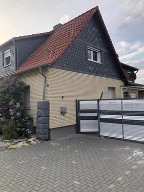 Foto - Gepflegte DHH mit Garten, Pool + 2 Garagen