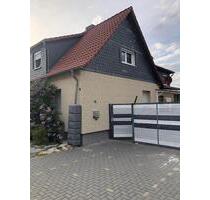 Gepflegte DHH mit Garten, Pool + 2 Garagen - Helmstedt