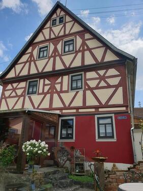 Foto - Wohnhaus, Büro, Einliegerwohnung mit Flair