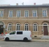 Stilvolles Mehrfamilien-Wohnhaus zum Sanieren - Tanna