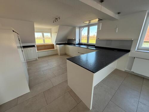 Foto - Wohnen im Grünen: Großzügige Wohnung inkl. 500 m² Garten