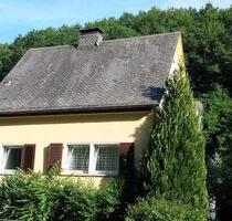 Privatverkauf - Freistehendes Mehrfamilienhaus in naturnaher Lage - Idar-Oberstein