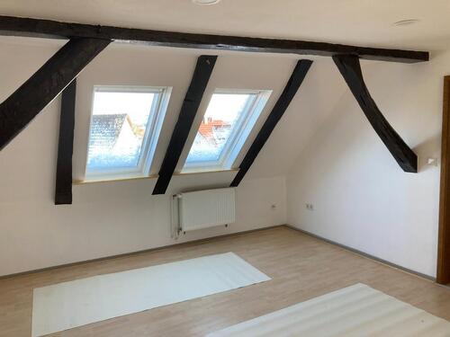 Foto - 4 Zimmer Dachgeschoßwohnung zur Miete in Alheim