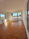 Foto - Frisch renovierte 2-Zimmer-Wohnung mit Balkon und Stellplatz