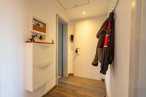 Foto - Große Dachgeschosswohnung mit privatem Gartenanteil