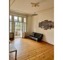 Charming apartment in a historic building with a loggia - Berlin Neukölln