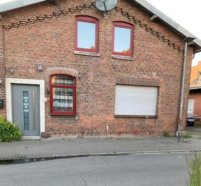 Foto - Backsteinhaus mit Einliegerwohnung zu vermieten