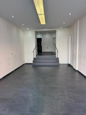 Foto - Ladenlokal zu vermieten! - 600,00&nbsp;EUR Kaltmiete, ca.&nbsp; 50,00&nbsp;m&sup2;