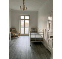 WG Zimmer mit Balkon in Steglitz zur Untermiete, möbliert - Berlin Charlottenburg-Wilmersdorf