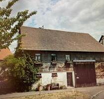 Haus mit Scheune zur Sanierung in Sachsenheim