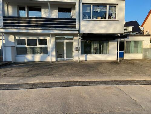 Foto - Geschäftsräume Büro Laden Lager Praxis Parkplätze zu vermieten