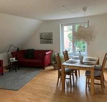 Sonnige DG-Maisonette in Uni-Nähe in Soest, Loggia, EBK,