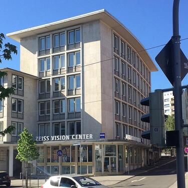 Foto - Große, lichtdurchflutete Wohnung - super zentral & dennoch ruhig