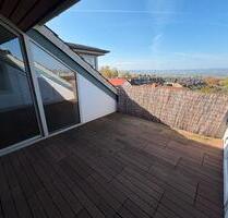 Exklusive Dachgeschosswohnung mit großer Terrasse und Fernblick - Göttingen Oststadt
