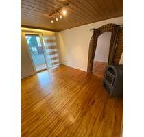 4‑Zimmer‑Wohnung mit Balkon & Garage – ab 01.07.2025 - Burgwindheim