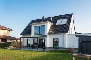 Foto - Traumhaft helles EFH mit Garage & Garten (Südwest) zu vermieten