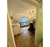 Helle 2-Zimmer-Dachgeschosswohnung - Altertheim