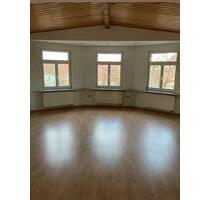 Mietwohnung - 750,00 EUR Kaltmiete, ca.  125,00 m² in Naumburg (Saale) (PLZ: 06618)