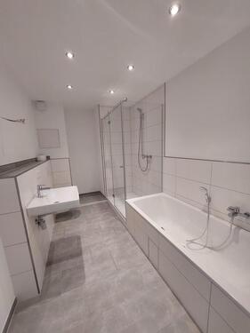 Foto - 3 Zimmer Küche Bad und Gäste WC Modernisiert Wohnung Falkenstein