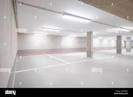 Foto - PKW-Stellplatz OldtimerYoungtimerAlltagsfahrzeug in WI-Kohlheck