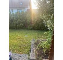 Lichtdurchflutete Whg. mit EBK, Tageslichtbad und eig. Garten - Donzdorf